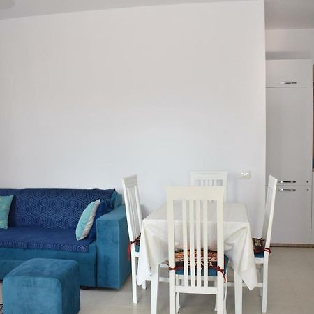 Sea View Apartment - 007 Vlore Bagian luar foto