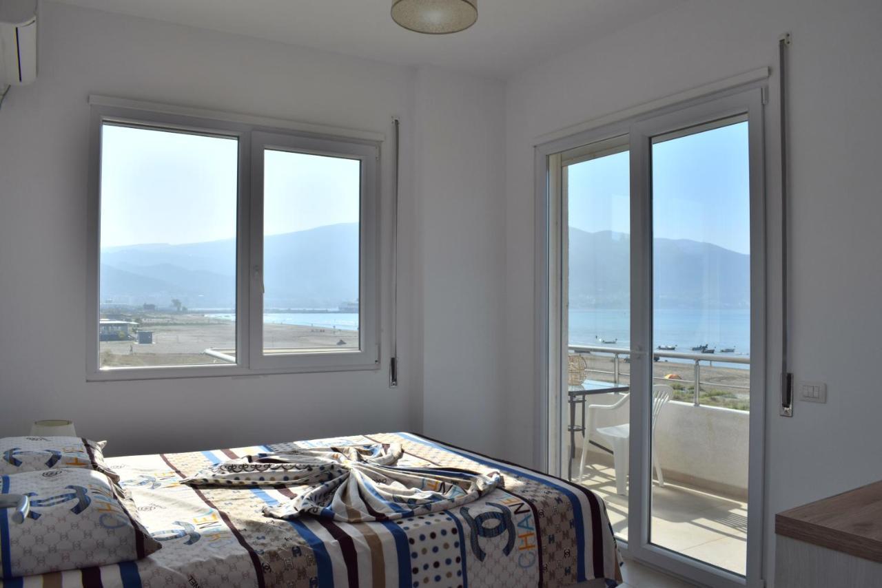 Sea View Apartment - 007 Vlore Bagian luar foto