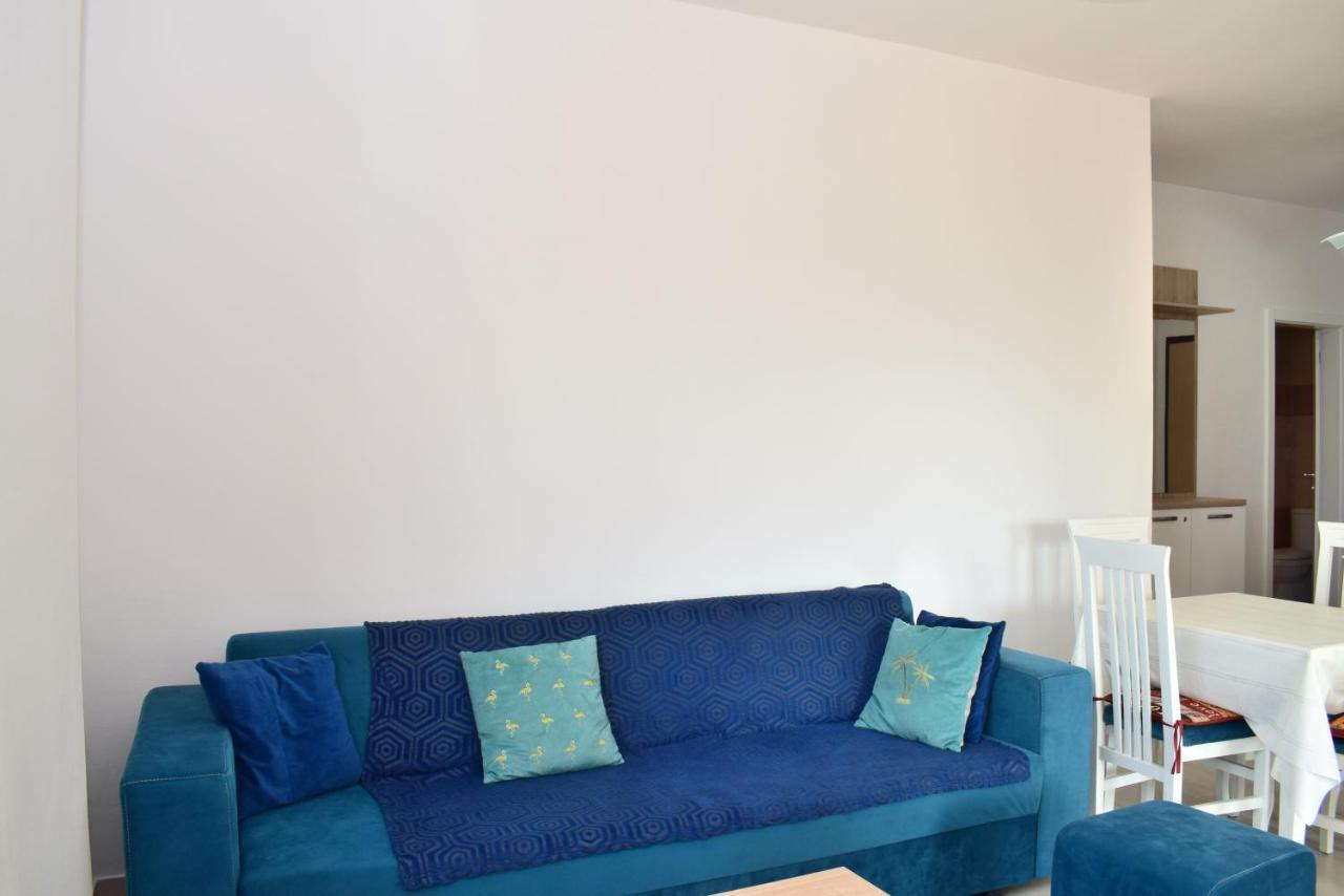 Sea View Apartment - 007 Vlore Bagian luar foto