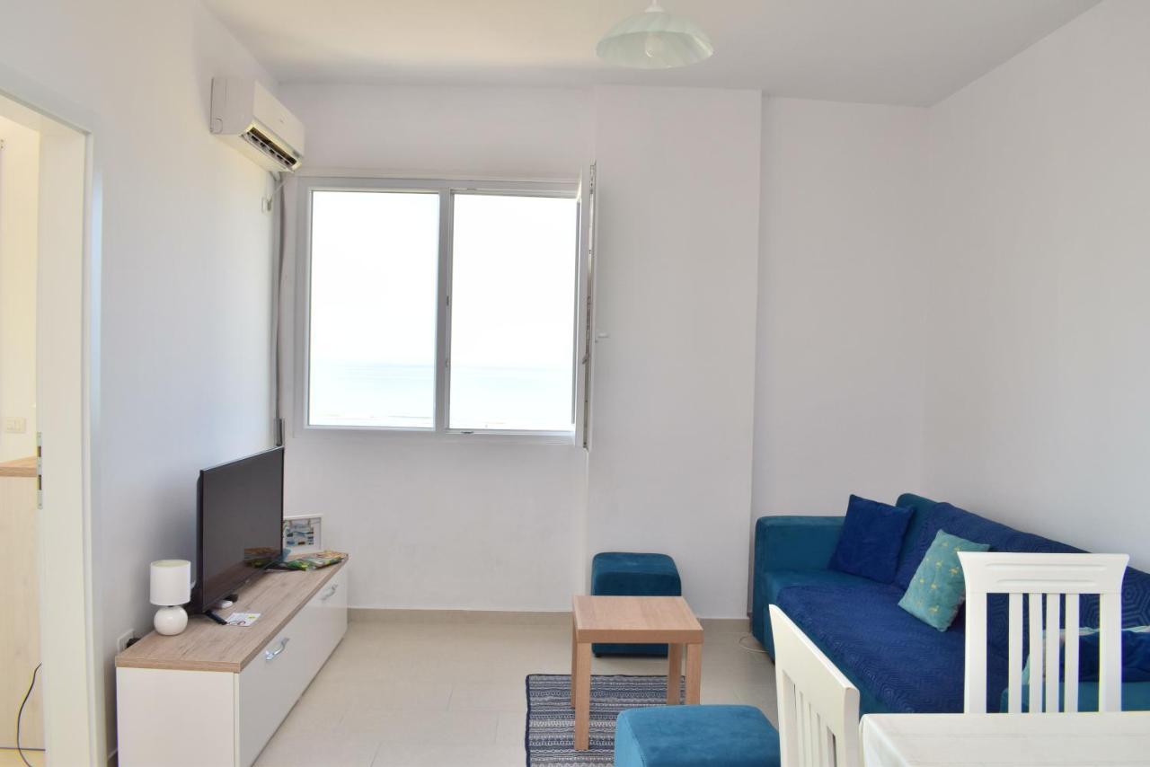 Sea View Apartment - 007 Vlore Bagian luar foto
