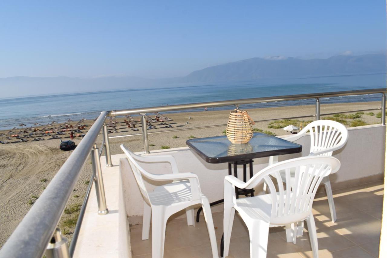 Sea View Apartment - 007 Vlore Bagian luar foto