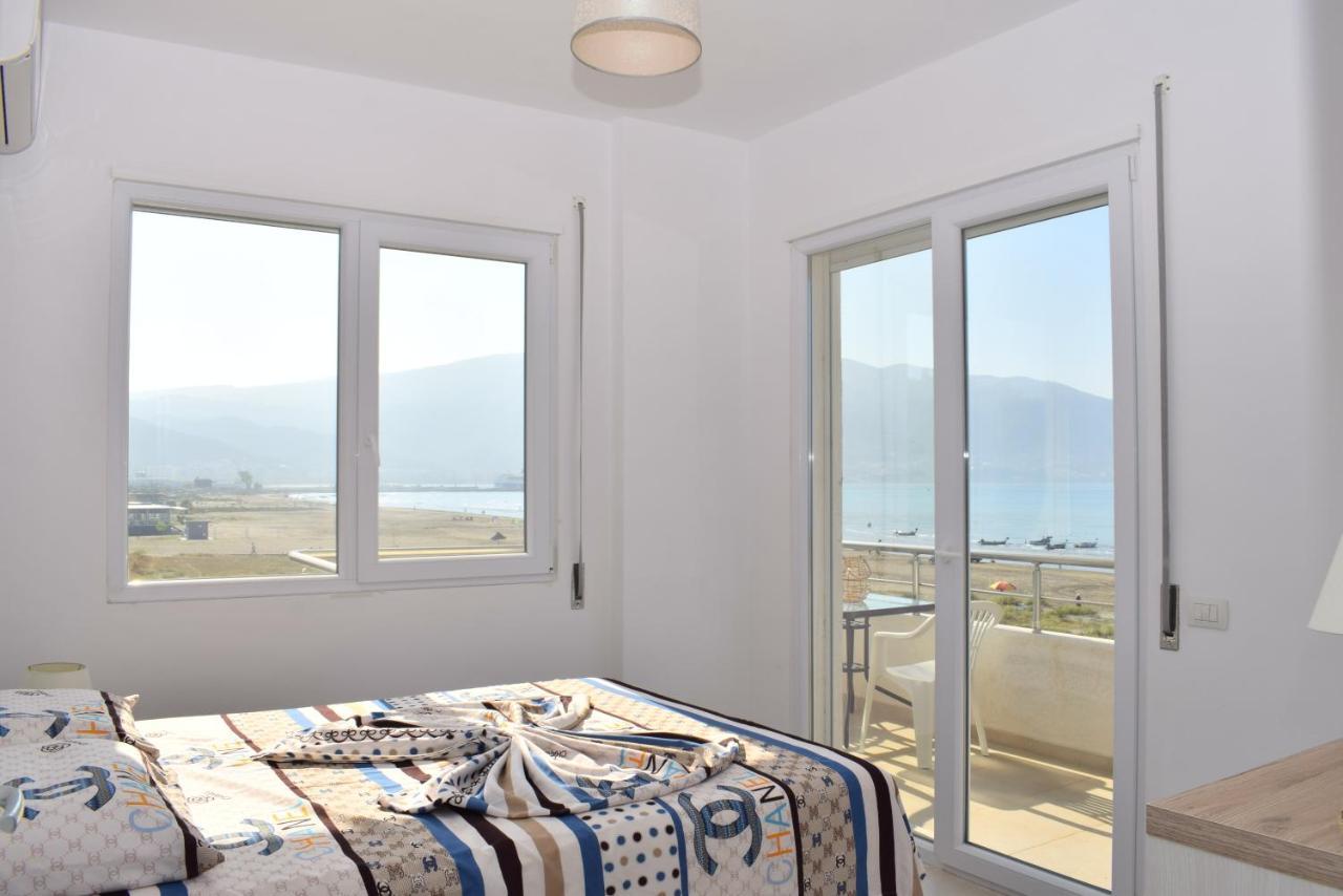 Sea View Apartment - 007 Vlore Bagian luar foto