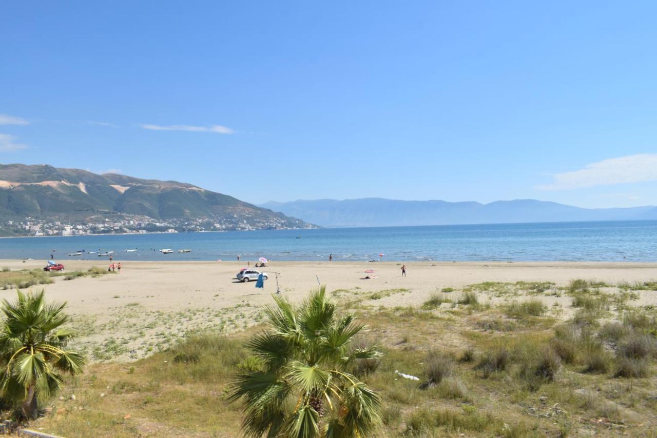 Sea View Apartment - 007 Vlore Bagian luar foto